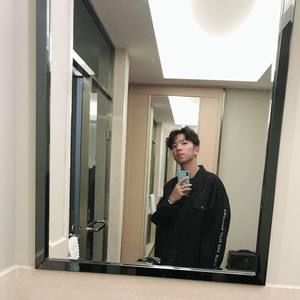 Meet your Posher, Dylan